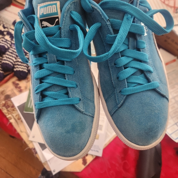 Blue Suede Pumas (rare color) - Picture 4 of 8